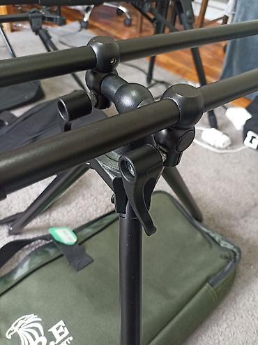 Удочки и спиннинги: Продаю Редподы на три и четыре удилище а также есть сигнализаторы — 12