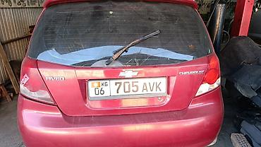 колони: Chevrolet Aveo: 2005 г., Механика, Хэтчбэк — 1
