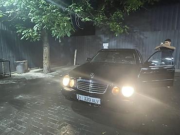 Mercedes-Benz: Mercedes-Benz E-Class: 2001 г., 2.2 л, Автомат, Дизель, Седан — 16