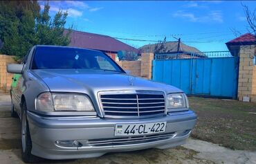 sport rul: Mercedes-Benz 240: 2.4 l | 1998 il Sedan