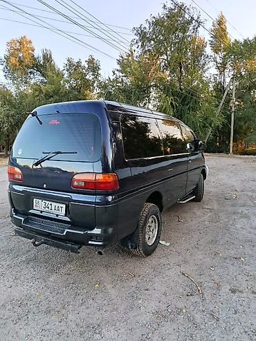 Mitsubishi: Mitsubishi Delica: 1994 г., 2.8 л, Автомат, Дизель, Минивэн — 4