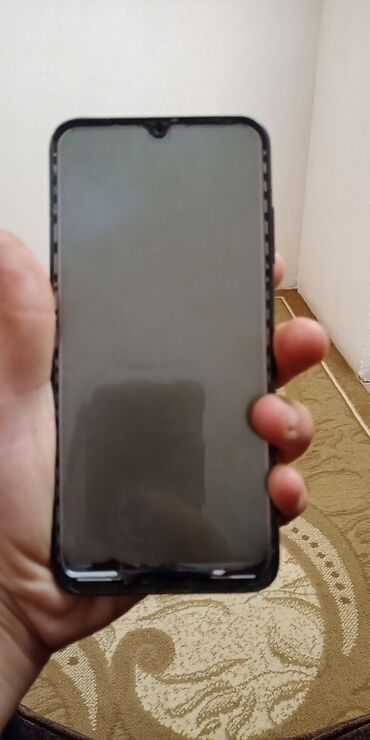 сотовый телефон fly ff249 black: Huawei Y6, 32 ГБ, цвет - Черный, Битый, Отпечаток пальца, Две SIM карты