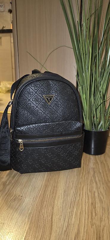 Modni rančevi: GUESS LOUISS VUITTON MICHAEL KORS. Elegantne damske torbe – crna — 16
