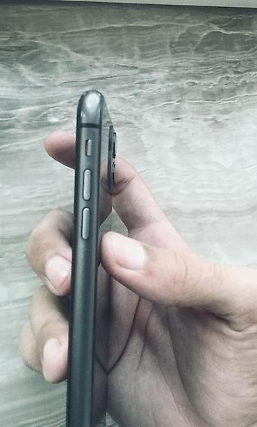 islemis telefonlarin satisi: IPhone 11, 64 GB, Qara, Simsiz şarj, Face ID — 3