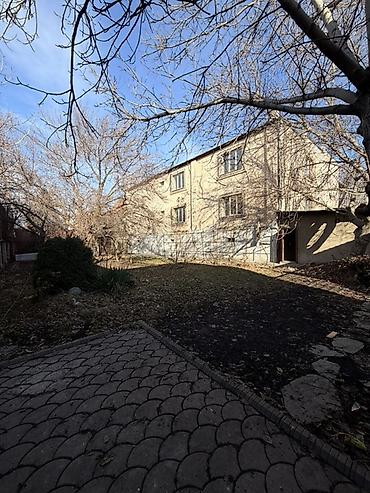 Аренда другой коммерческой недвижимости: Сдаю в аренду два дома под бизнес: 850 м2 и 150 м2, двухэтажный — 9