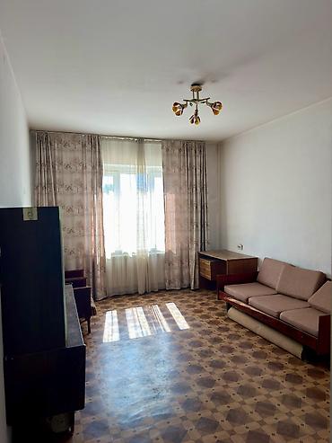 105: 1 комната, 34 м², Киргизия 1 105 серия, 2 этаж, Старый ремонт — 4