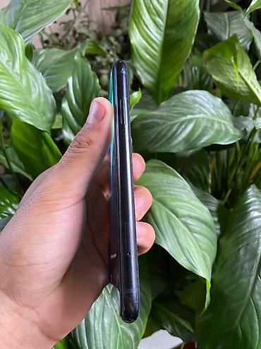 Apple iPhone: IPhone Xr, Б/у, 64 ГБ, Black Titanium, 75 % — 9