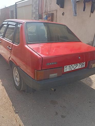 bmw e 39: Lada 21099, qırmızı rəng, sedan korpus. - Mühərrik: benzinli — 2
