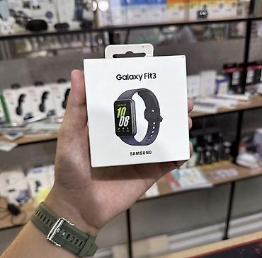 Смарт-часы: Фитнес-браслет Samsung Galaxy Fit3 - Цвета на коробках: черный и — 1