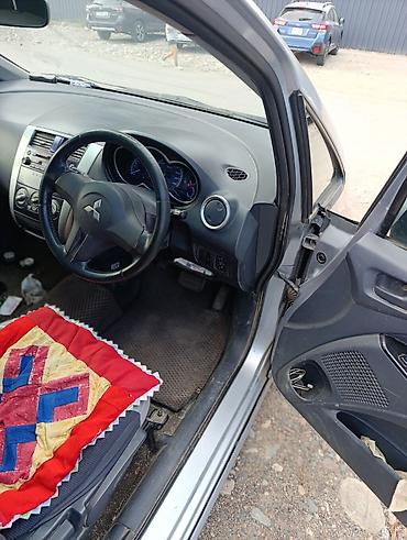 e53 amg: Mitsubishi Colt: 2003 г., 1.3 л, Вариатор, Бензин, Хэтчбэк — 5