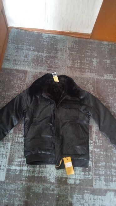 куртка кожанный мужской: Куртка XS (EU 34), S (EU 36), M (EU 38)
