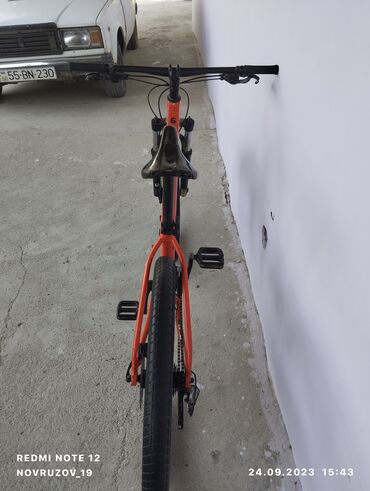 İdman velosipedləri: İşlənmiş Trek velosipedi Trek, 28", sürətlərin sayı: 16, Pulsuz çatdırılma — 4