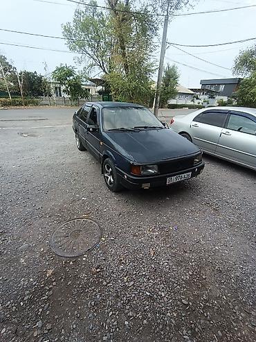 Volkswagen: Volkswagen Passat: 1988 г., 1.8 л, Механика, Газ, Седан — 3