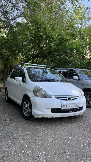 авто без док: Honda Fit: 2005 г., 1.3 л, Автомат, Бензин, Хэтчбэк
