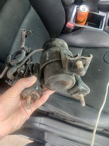 егр: Подушка коробки передач Toyota Б/у — 2