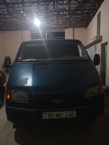 qazel mikroavtobus: Ford Transit: 2.5 l | 1997 il 893856 km Van/Minivan