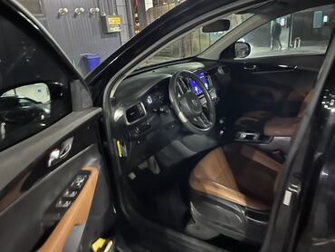 Kia: Kia Sorento: 2017 г., 2.4 л, Кроссовер — 4
