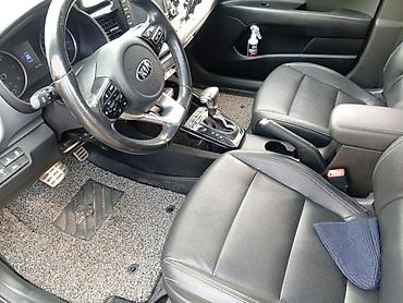 Kia: Kia Stonic: 2018 г., 1.6 л, Дизель, Кроссовер — 7