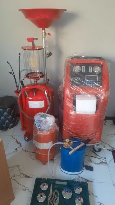 Контейнеры для отходов: Avtoservis üçün peşəkar avadanlıq dəsti Komplekt aşağıdakı cihaz və