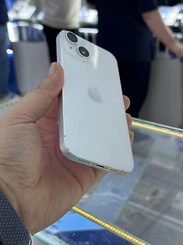 Apple iPhone: IPhone 14, Б/у, 128 ГБ, Белый, Зарядное устройство, Защитное стекло, Чехол, 89 % — 11
