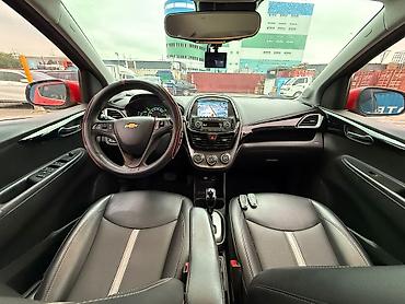 Chevrolet: Chevrolet Spark: 2018 г., 0.1 л, Вариатор, Бензин, Хэтчбэк — 12