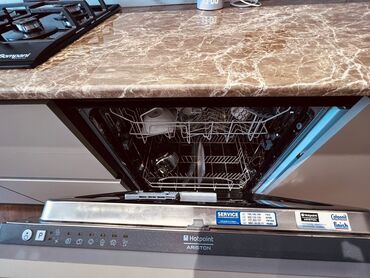 Yeni tikili: 28 May, 3 otaqlı, Yeni tikili, m. 28 may, 160 kv. m — 12