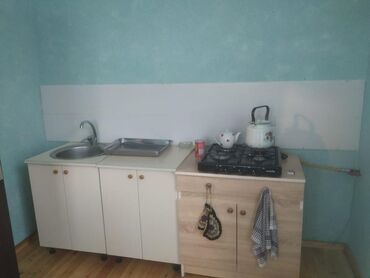 Günlük kirayə evlər: 70 kv. m, 3 otaqlı, İnternet, Telefon, İşıq — 6