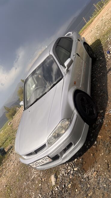 Honda: Honda Accord: 2001 г., 1.8 л, Автомат, Бензин, Седан