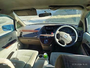 короткая база: Honda Odyssey: 2001 г., 2.3 л, Автомат, Бензин, Минивэн — 5