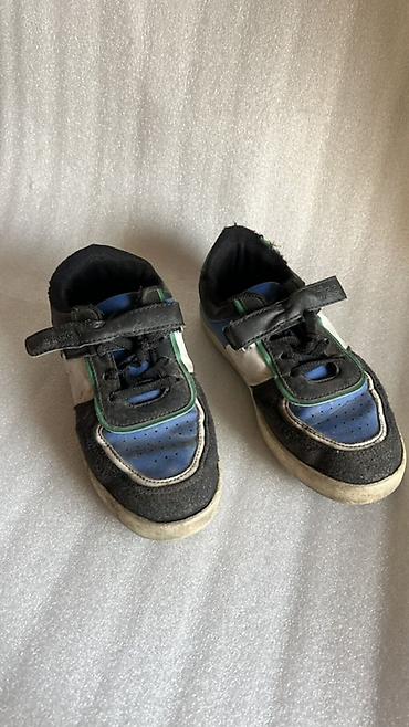 Детская обувь: Набор обуви 1) Детские ботинки осенне‑зимние, черные: - Высокая — 6