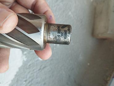 Digər alətlər: Avadanlıq ucluqları,hər biri ayrılıqda 25azn — 4