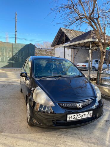 зимный: Honda Fit: 2002 г., 1.3 л, Вариатор, Бензин, Хэтчбэк