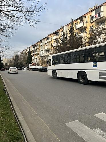Uzunmüddətli kirayə mənzillər: Mənzilin təsviri: Gara Garaev Planet şagligin yani 5/3 3 ot 110 kv — 14
