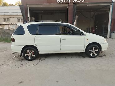 tayota progres: Toyota Ipsum: 2000 г., 2.2 л, Механика, Дизель, Минивэн — 4