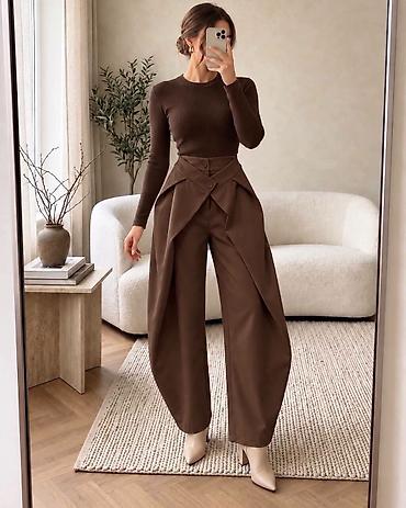 ideal helanke: Pantalone
Cena 2.800 dinara
Uni vel.
Vel.22 — 2