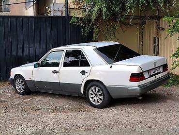golf 3 2 0: Mercedes-Benz W124: 1989 г., 2 л, Механика, Бензин, Седан — 3