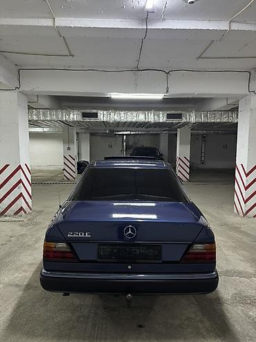 мер 220: Mercedes-Benz W124: 1993 г., 2.2 л, Механика, Бензин, Седан — 3