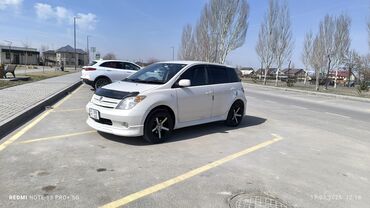 тойота приус альфа: Toyota ist: 2003 г., 1.3 л, Автомат, Газ, Хэтчбэк