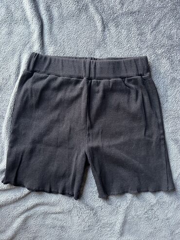 pantalone s: Šorcevi S (EU 36), bоја - Crna