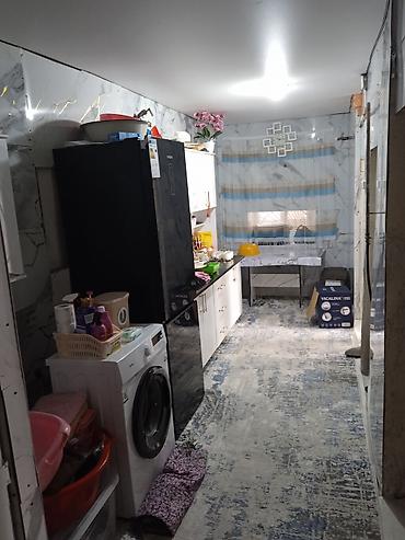 барачный дом: 2 комнаты, 34 м², 2 соток, Бишкек, Западный (новый) автовокзал Собственник — 8