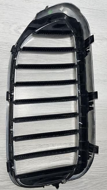 06 abirsofka: BMW G30ön radiator barmaqlığı (sağ/sol tək hissə),ustden cixmaideal — 3