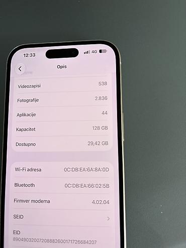 Apple iPhone: Iphon 15 očuvan ispravan koristen 2 godine — 5