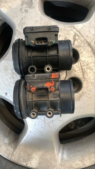 Другие детали кузова: Запчасти для любых автомобилей — 14