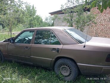 крыло пассат б3: Mercedes-Benz W124: 1990 г., 2 л, Механика, Дизель, Седан