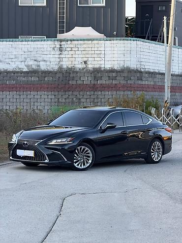 cdi 270: Lexus ES: 2020 г., Гибрид, Седан — 2