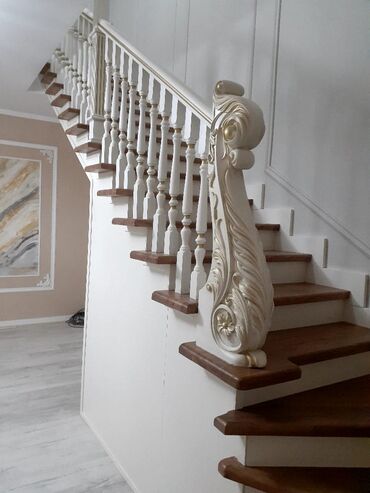 Обшивка лестниц: Лестница двери лучшего качества. звоните — 5