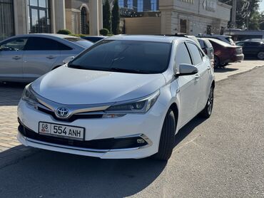 Toyota: Toyota Corolla: 2019 г., 1.8 л, Автомат, Гибрид, Седан