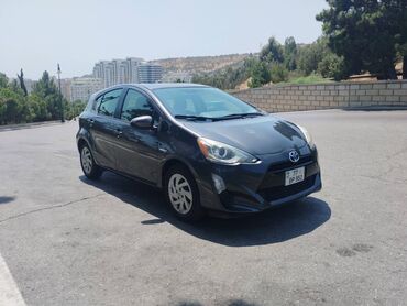 Toyota: Toyota Prius: 1.5 l | 2015 il Hetçbek — 2
