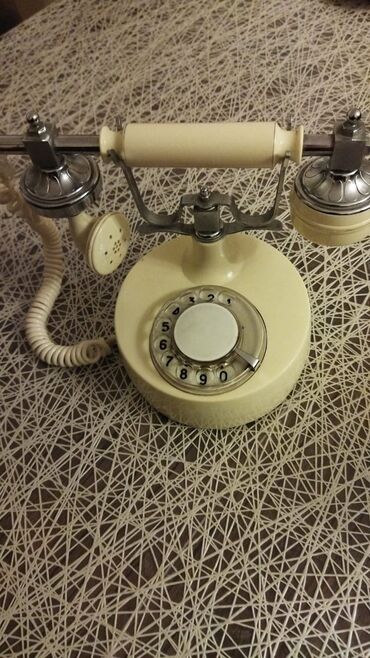 telofonlar: Stasionar telefon Simli, Ünvandan götürmə, Ödənişli çatdırılma