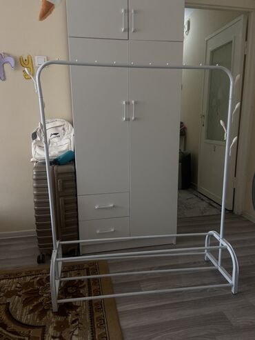 принимаю мебель принимаю мебель: Продаю кронштейн в хорошем состоянии.
Самовывоз с 8мкр.
Цена 600с